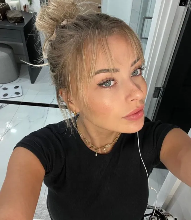 OnlyFans milliomos Corinna Kopf érzelmes búcsúja-3
