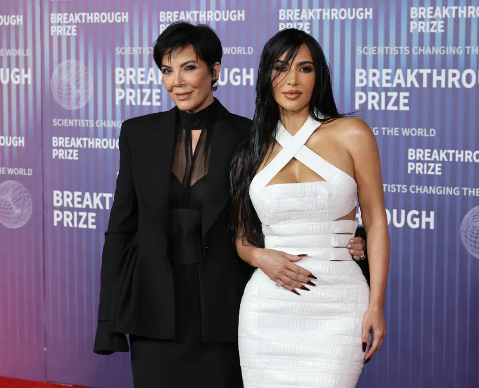 Kris Jenner hatodik ujja felkavarja a Kardashian-összeesküvést!-2