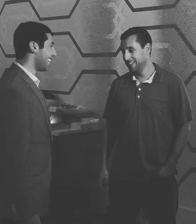 Adam Sandler Hasonmasa Kapott Szerepet a Filmjében!-2