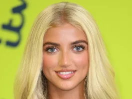 Princess Andre: Sokk dolgokat láttam gyerekként Katie Price mellett Princess Andre ‘saw things kids shouldn’t’ growing up with Katie Price