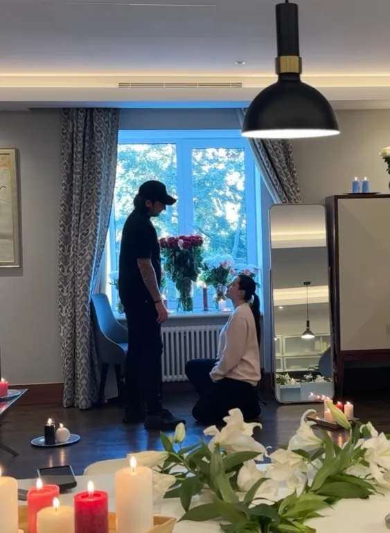 Bella Thorne kétszer kérte meg barátja kezét – döbbenet!-2