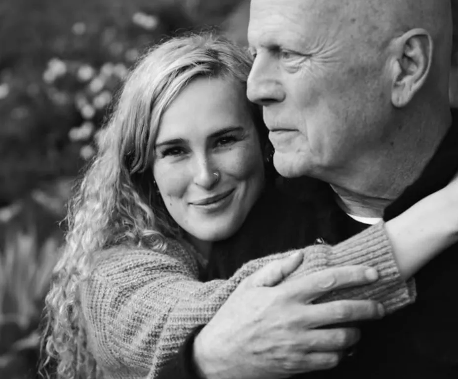 Bruce Willis demenciaharca: Emma szívszorító döntése-2