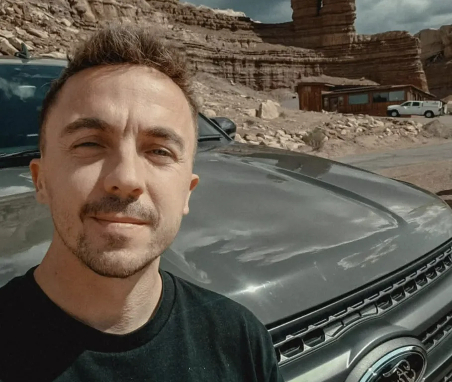 Frankie Muniz: Hollywood elhagyása megmentette az életemet!-1