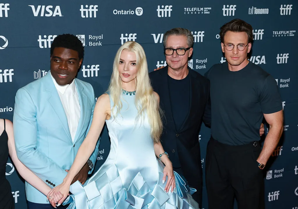 Chris Evans-t ‘sikertelen színésznek’ kérdezték – döbbenet a fesztiválon!-2