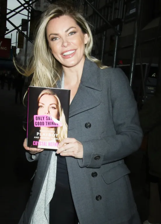 Hugh Hefner szigorú szabályai sokkolták a Playboy Bunny-ket-2