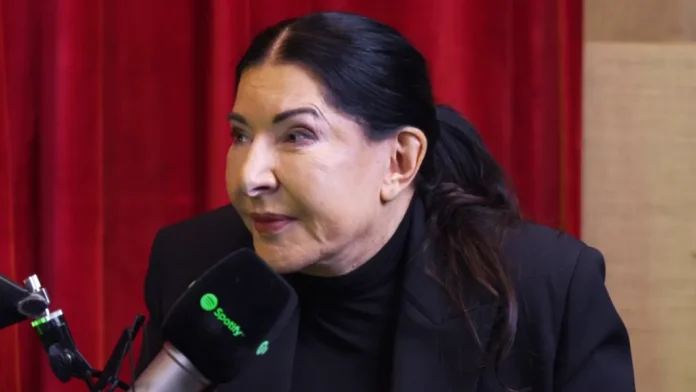 Artist who let people 'do anything to her' explained how she had her 'blood drunk' during it