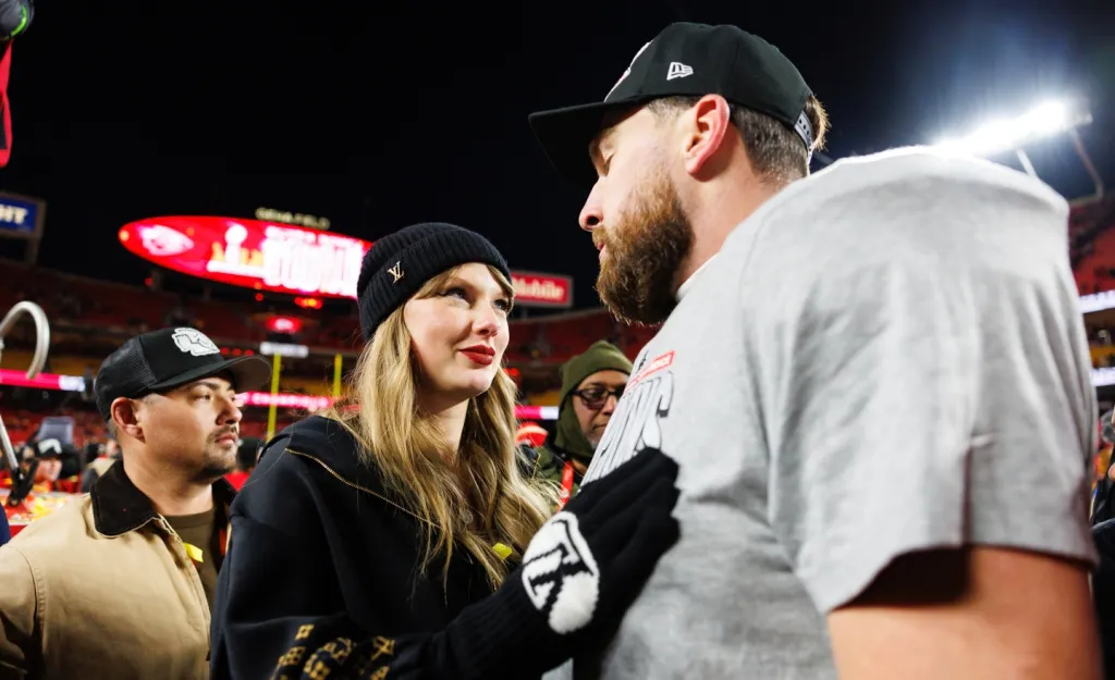 Taylor Swift és Travis Kelce soha nem veszekedtek? Vörös zászló!-3