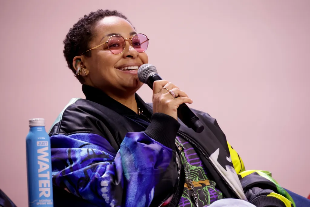 Miért hagyta ott Raven-Symoné Hollywoodot?-1