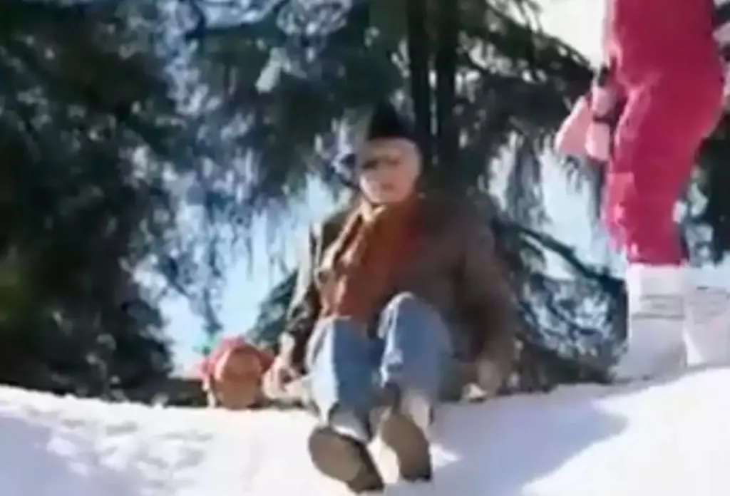 Bolond karácsony Hefner villájában: Bunny-k furcsaságai-2