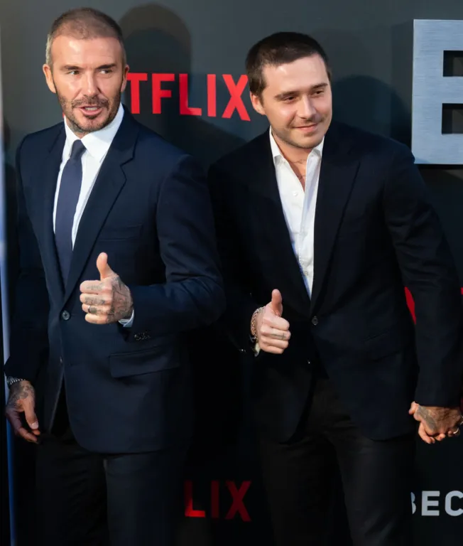 Sokk: Brooklyn Beckham blokkolja Davidet és Victoriát!-3