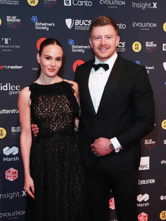 Adam Peaty anyja sír: Nem hívták meg a fia esküvőjére!-2