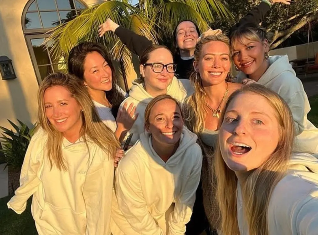 Hilary Duff férje durván lehordja Ashley Tisdale-t!-2