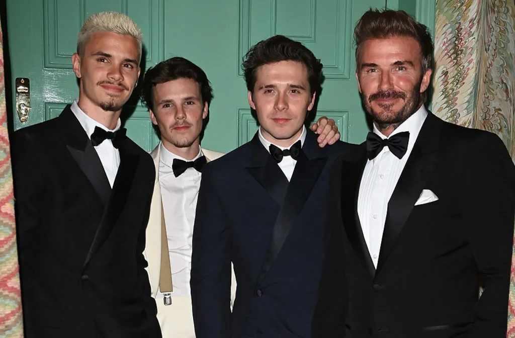 Brooklyn Beckham bombája: Szülei ellen támad!-3
