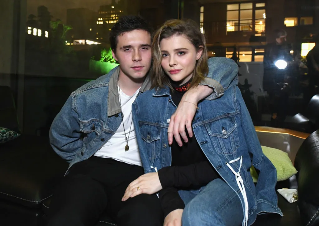 Brooklyn Beckham bombája: Szülei ellen támad!-4