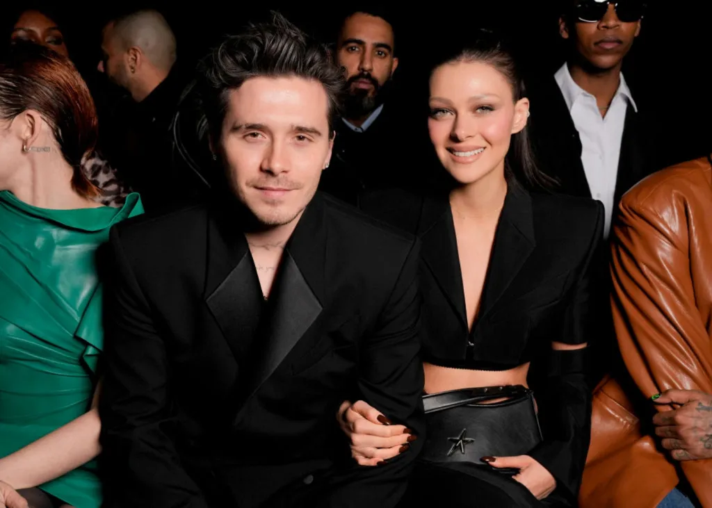 Brooklyn Beckham bombája: Szülei ellen támad!-7