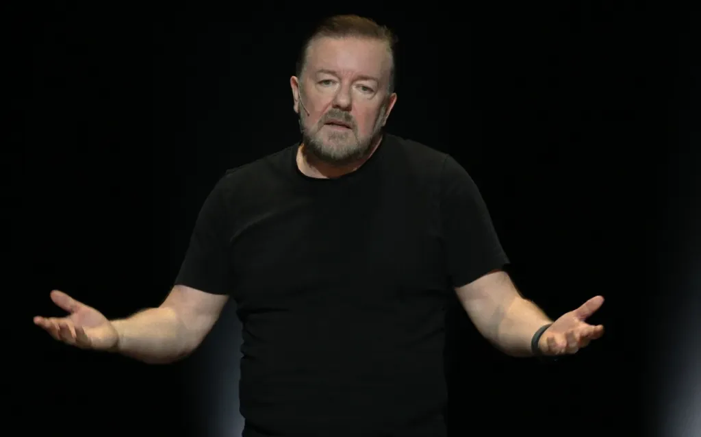 Ricky Gervais ellopta a viccet? Komikus reagál a botrányra!-1
