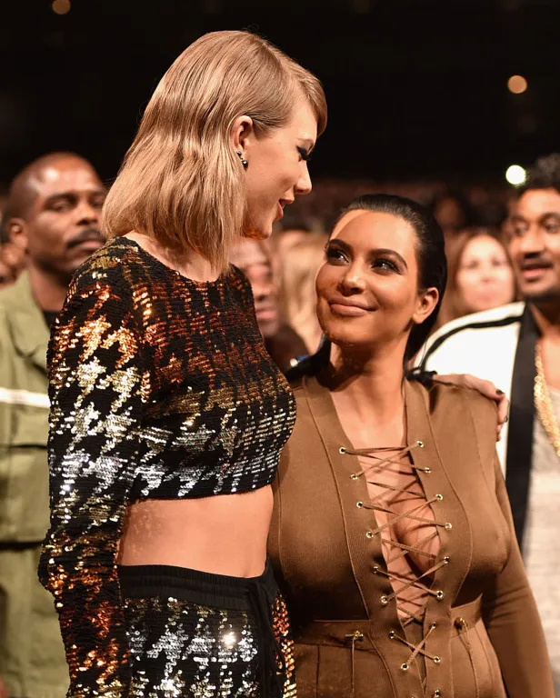 Kim Kardashian ritka nyilatkozata Taylor Swift ellen!-1