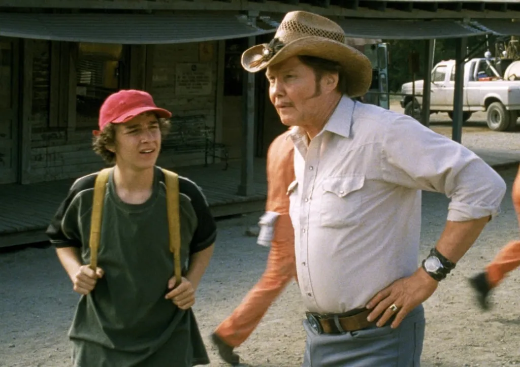 Shia LaBeouf: A Holes forgatása pokoli rémálom volt!-2