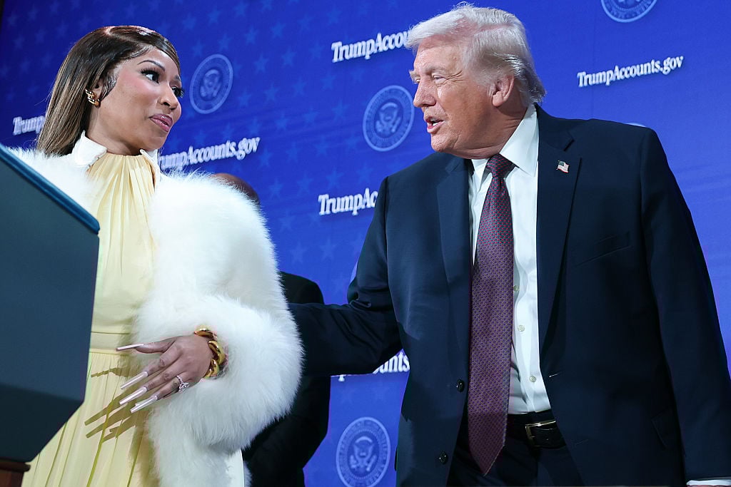 Nicki Minaj ingyen kapta Trump milliós aranykártyáját!-3