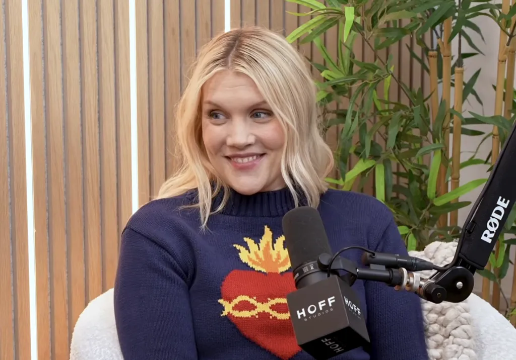 Emerald Fennell: Rendező kérte, vegyem le a bugyimat!-1