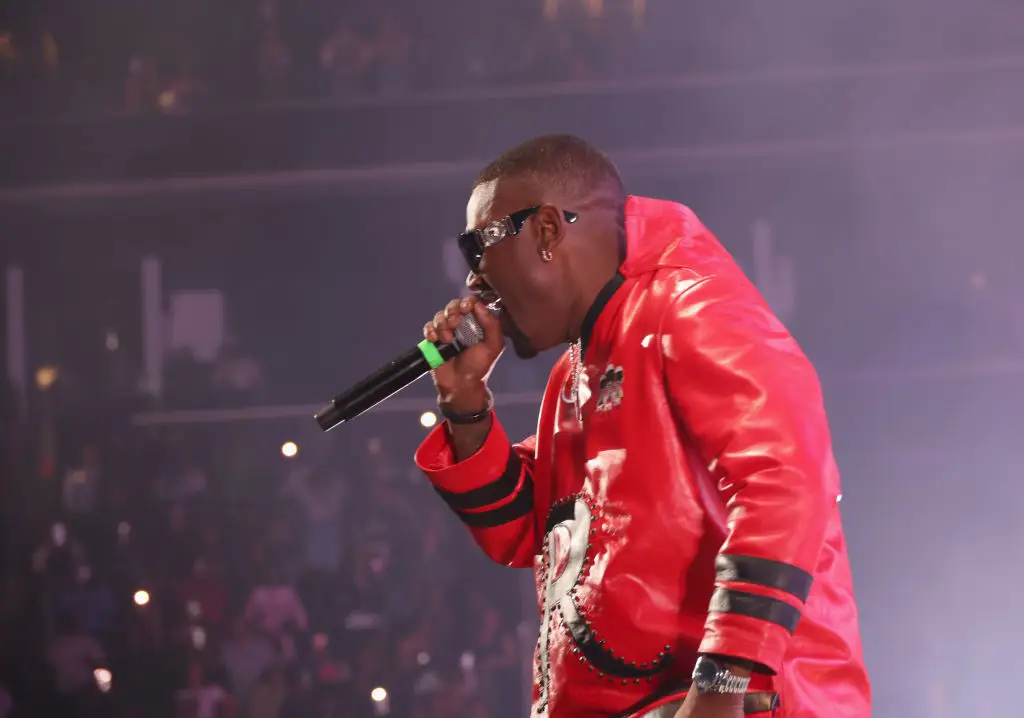 Ray J szeme vérzett a színpadon – Halálközeli élmény!-1