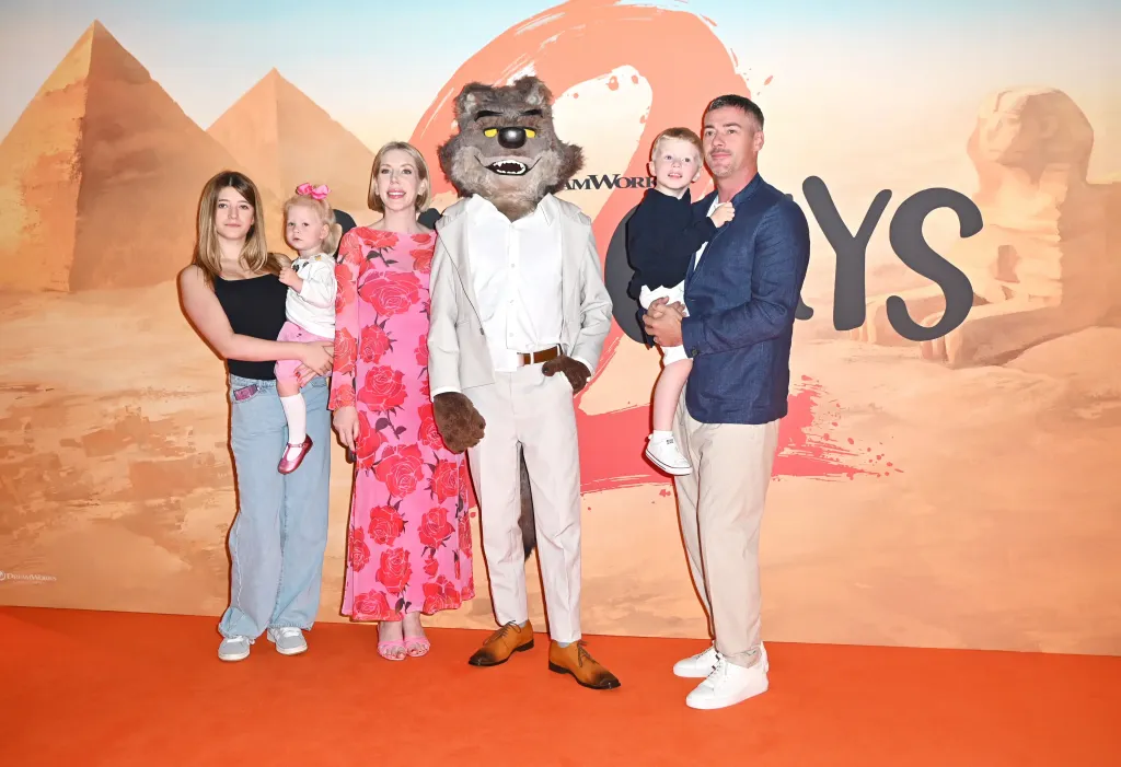 Katherine Ryan: Lánya apja ‘breadcrumbingel’ és sosem fizet!-1