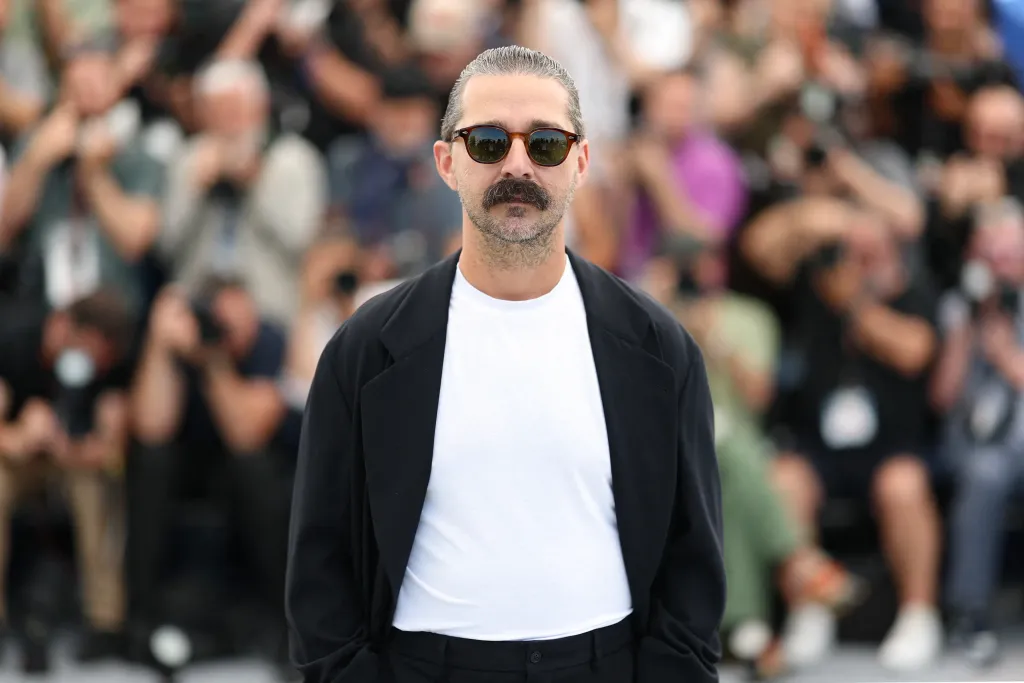 Shia LaBeouf gyűlöletbűne Mardi Gras-on: Brutális támadás!-2