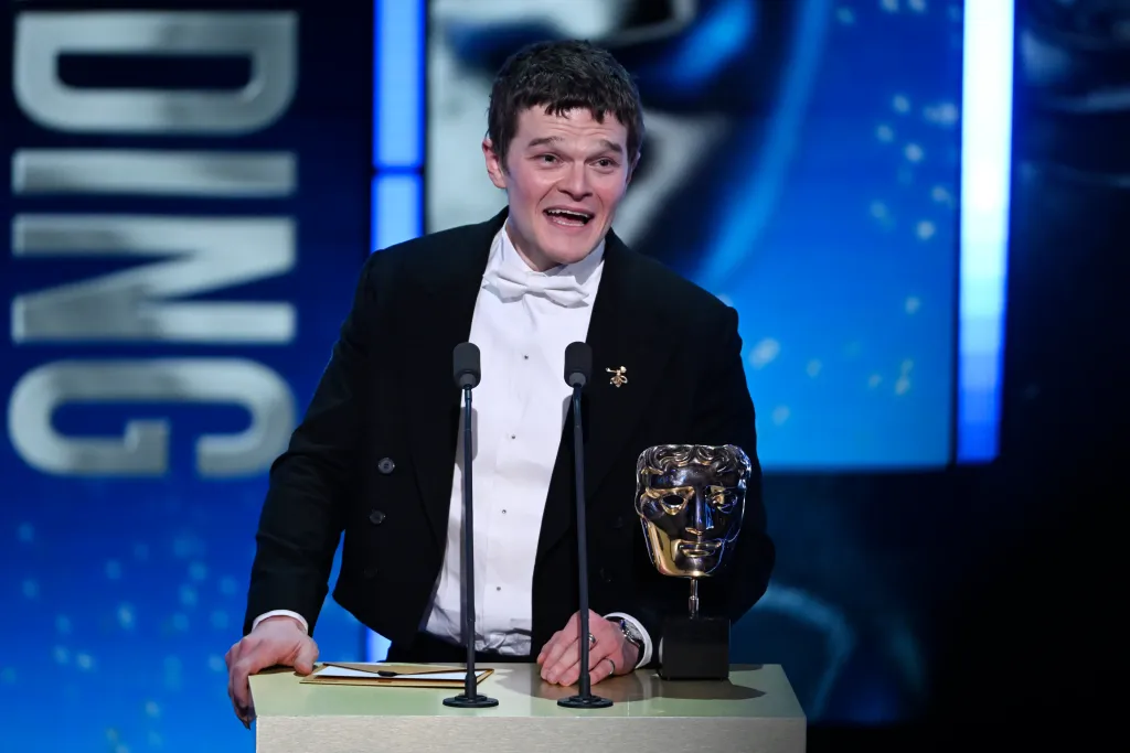 John Davidson nem kér bocsánatot Tourette-jéért BAFTAs-botrány után-4