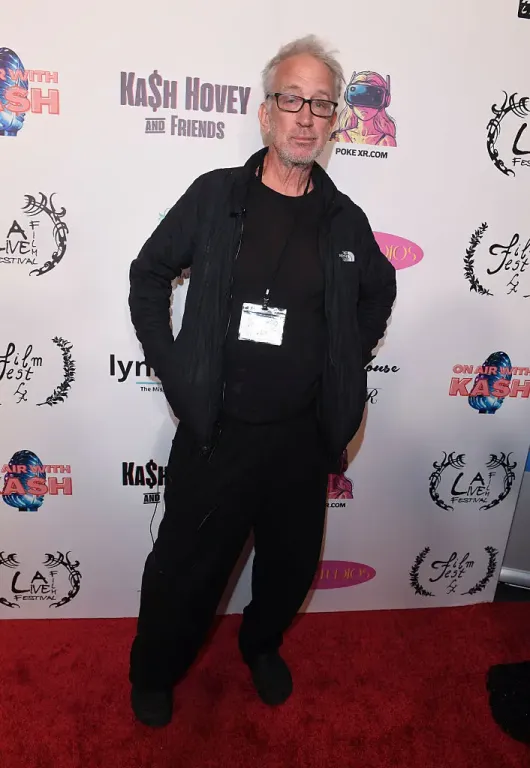 Sokk: Andy Dick agyában 5-7 lyuk – túlélte a túladagolást!-1