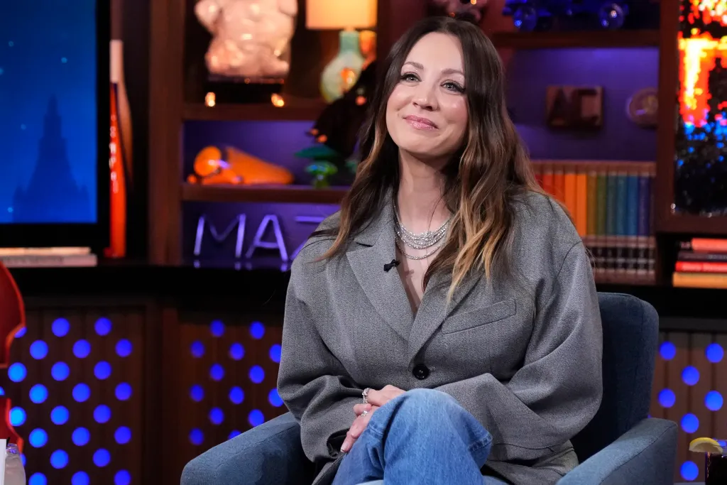 Kaley Cuoco: Rose McGowan snubolta a Charmed forgatásán!-2