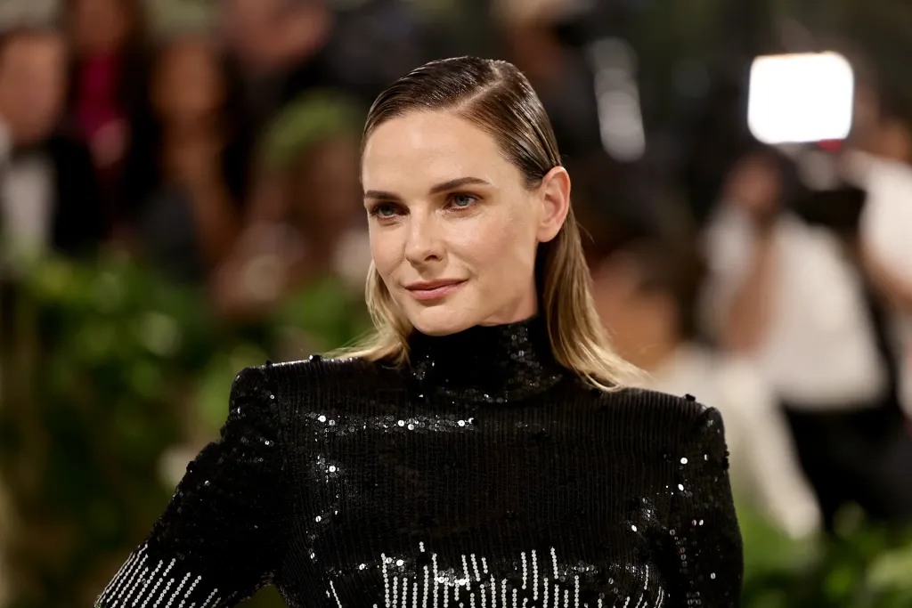 Rebecca Ferguson kitálalt a sírató kollégájáról: Teljes idióta!-2