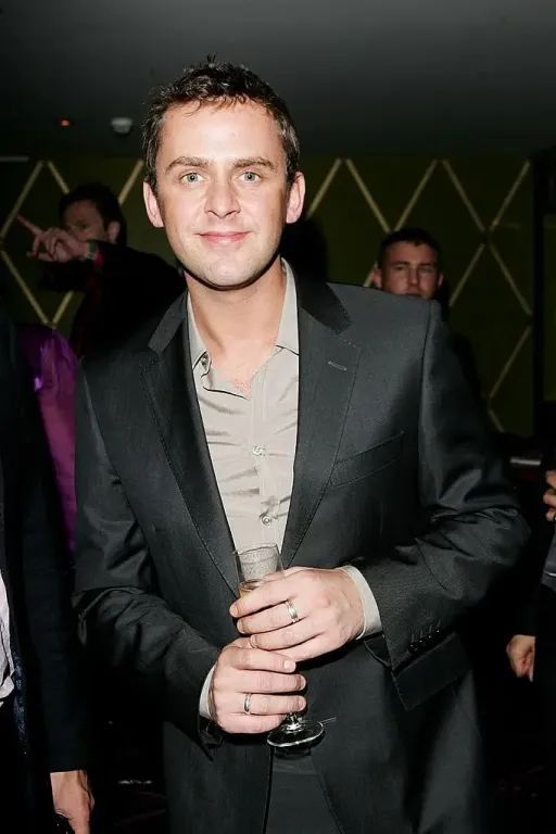 Sokk: Scott Mills-t kirúgta a BBC személyes viselkedés miatt!-4