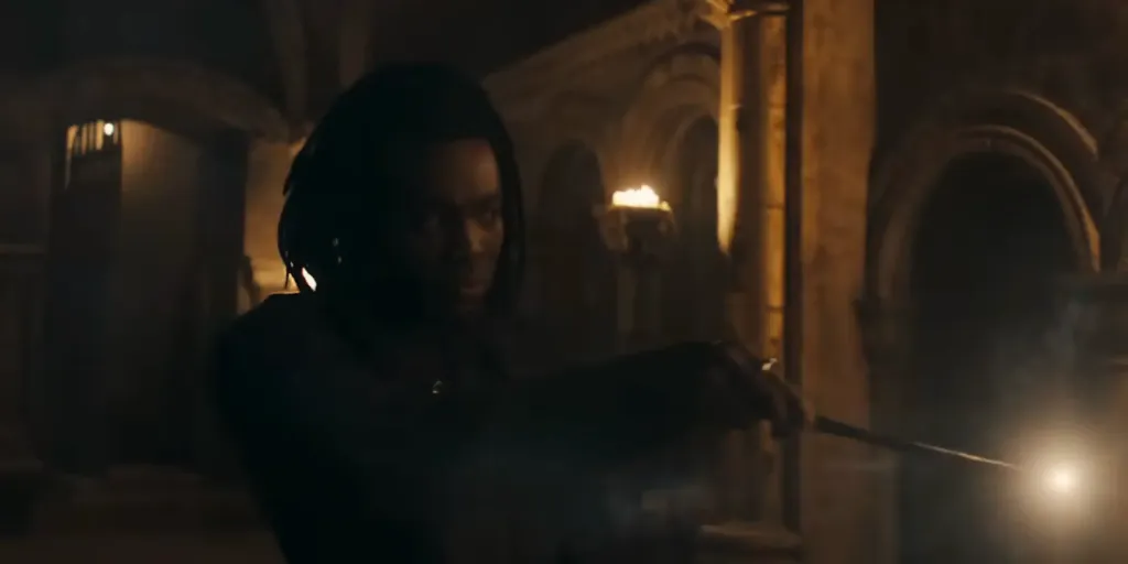 Rasszista fenyegetések Essiedu ellen: Snape új arca vihart kelt-1