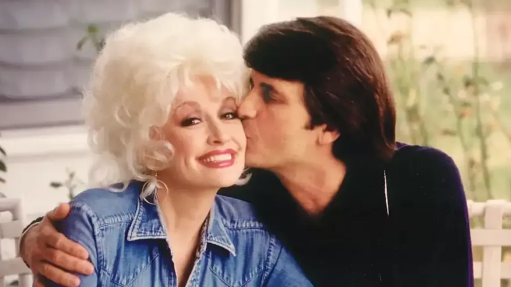 Dolly Parton gigászi adománnyal menti meg kórházát!-2